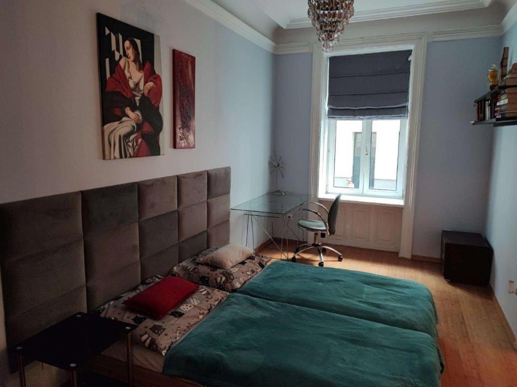 Apartmán With Unique 40m2 Garden & Self Check In
