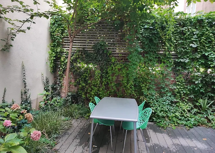 Central Vienna Apartment With Unique 40M2 City Garden & Self Check In